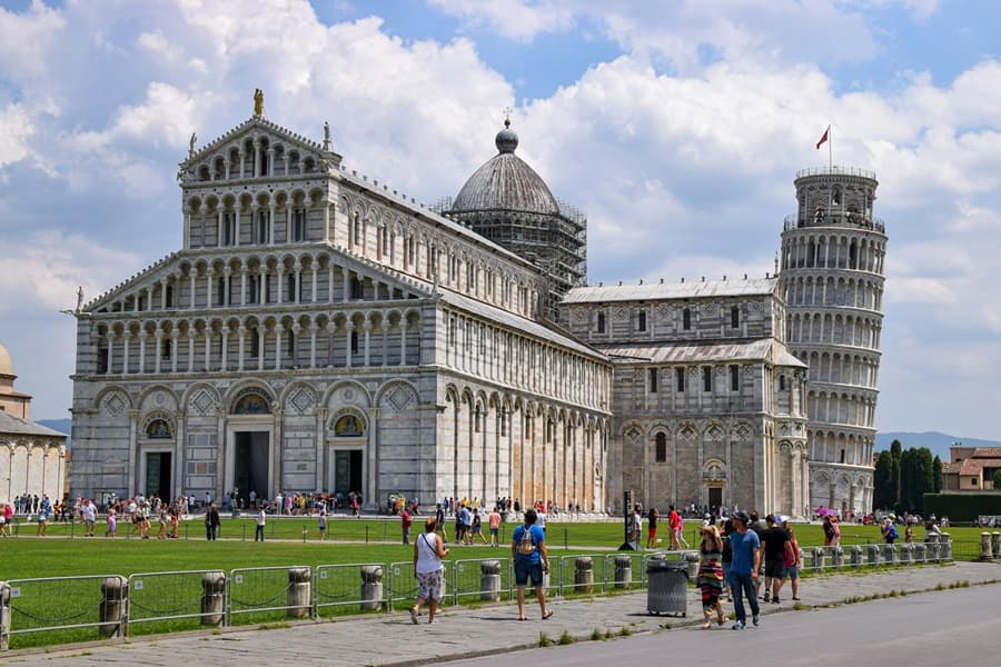 piazza del duomo pisa